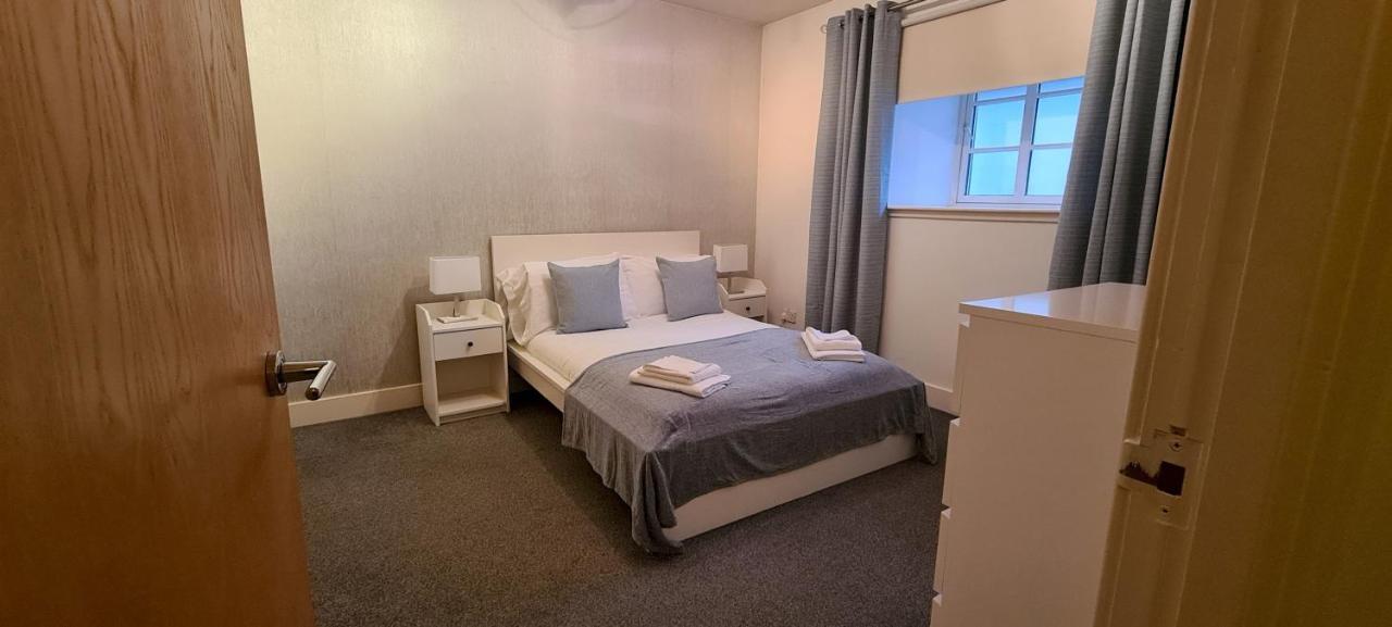 Pass The Keys Spacious 3Beds Flat Near City Centre - Free Parking Édimbourg Extérieur photo