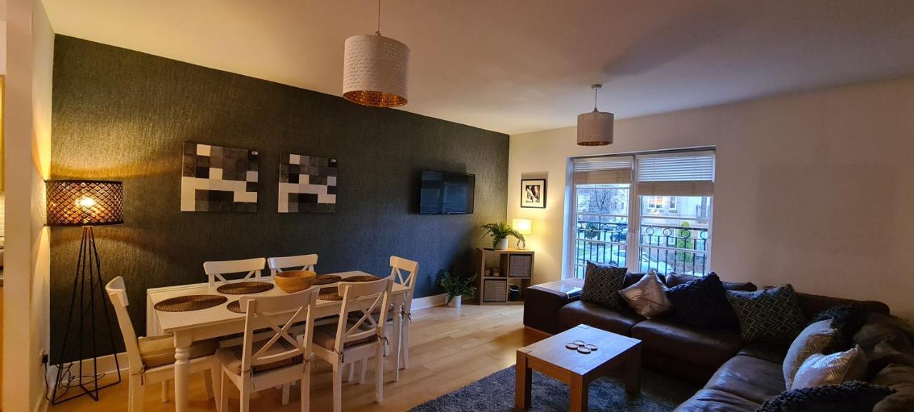 Pass The Keys Spacious 3Beds Flat Near City Centre - Free Parking Édimbourg Extérieur photo